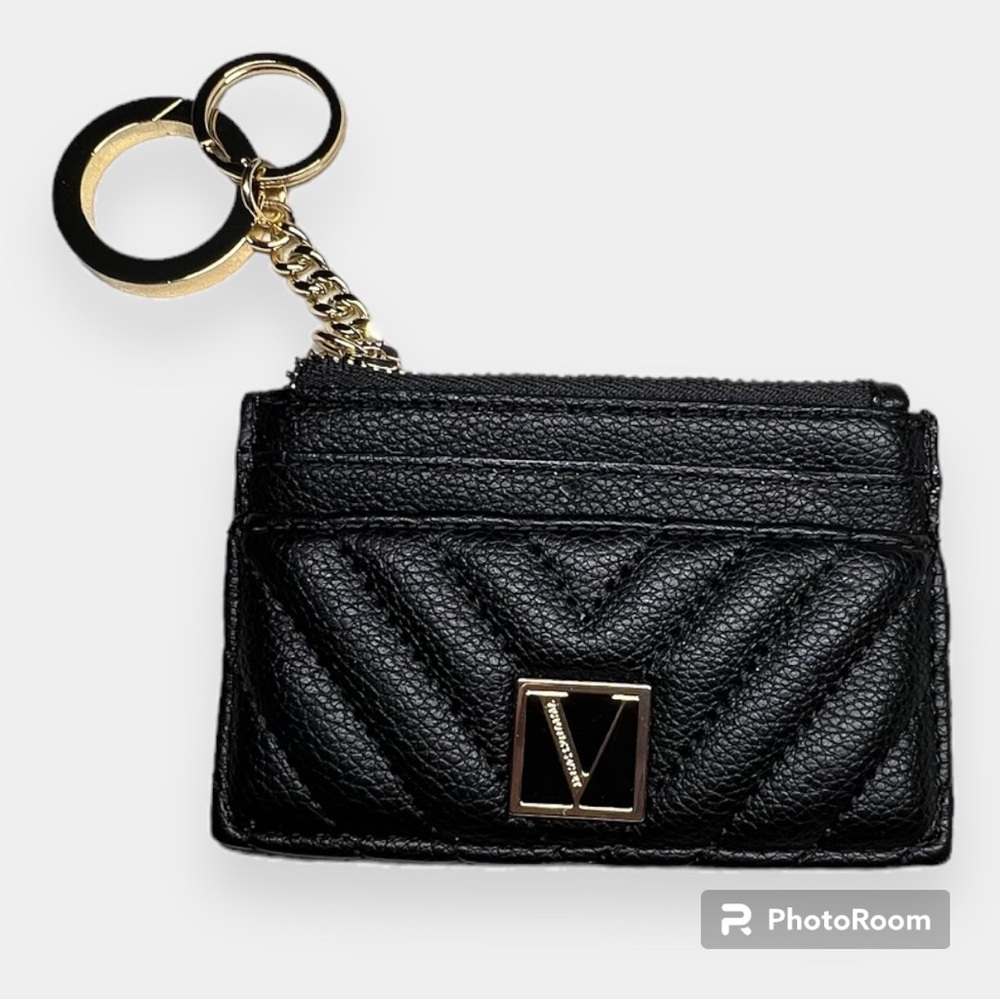 VICTORIAS SECRET: Black Card Case Keychain ✨